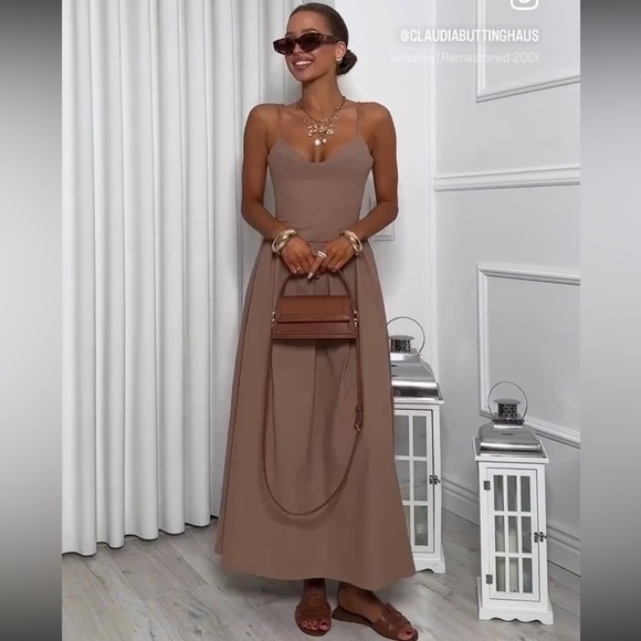 Zara Dresses & Skirts - NWT ZARA 2025 collection blogger fav 2025 Dress XS 
🚨FINAL PRICE NO DISCOUNT